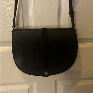 Elegant Black Leather Crossbody Bag